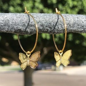 Butterfly hoop earrings 🦋